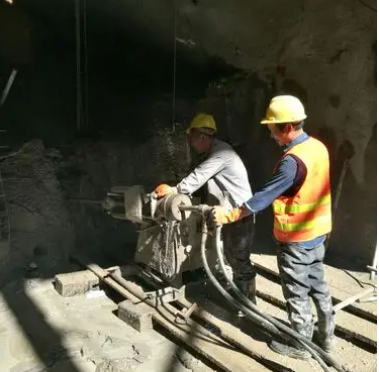 铁山水下抗分散灌浆料特点 水下不分散注浆料介绍